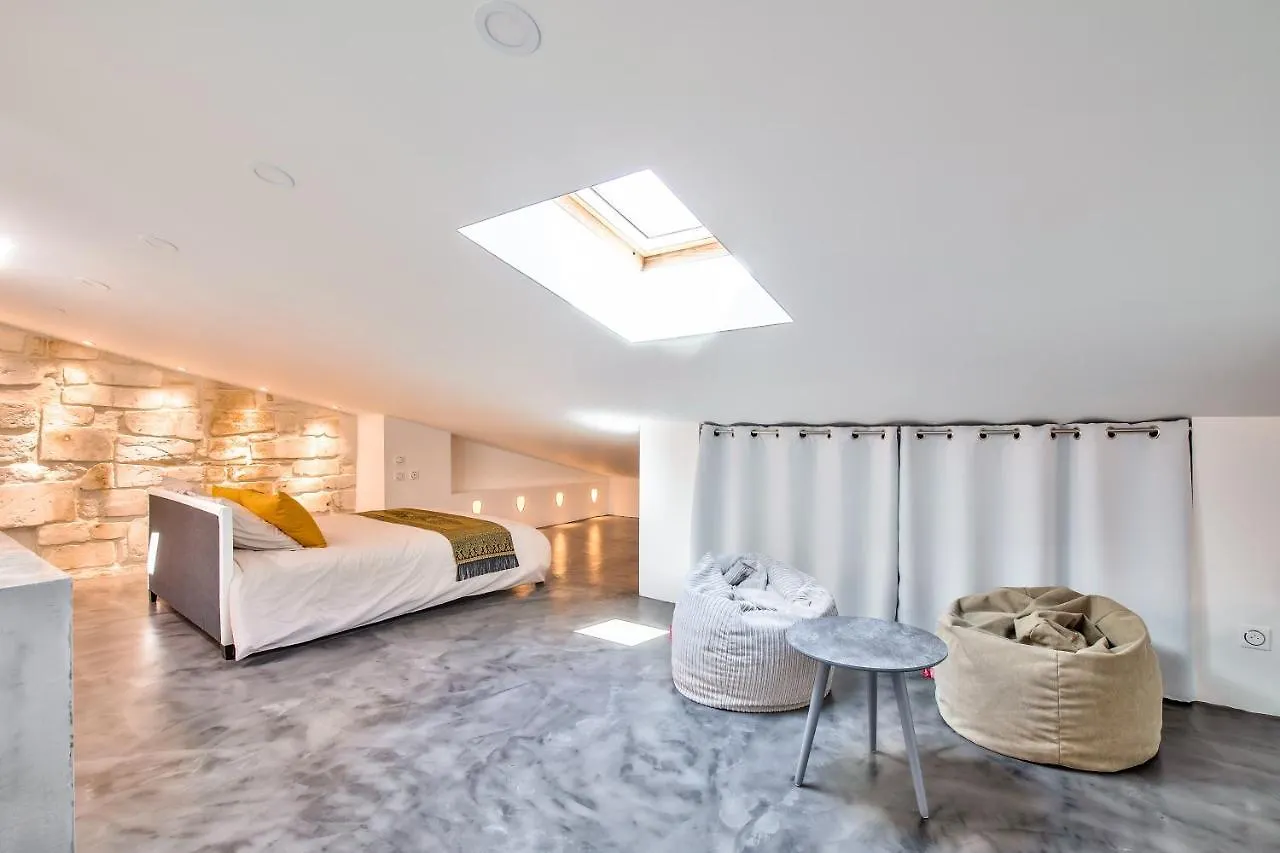 Artistic Loft Travel Experience Apartment Avignon 0*,  France
